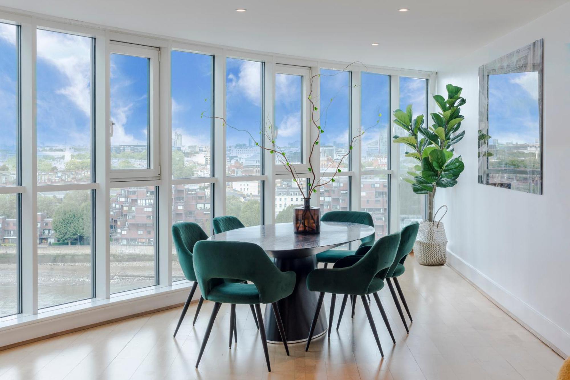 Best Thames View In Town! Large Luxxe Nomad Design Family Home 런던 외부 사진