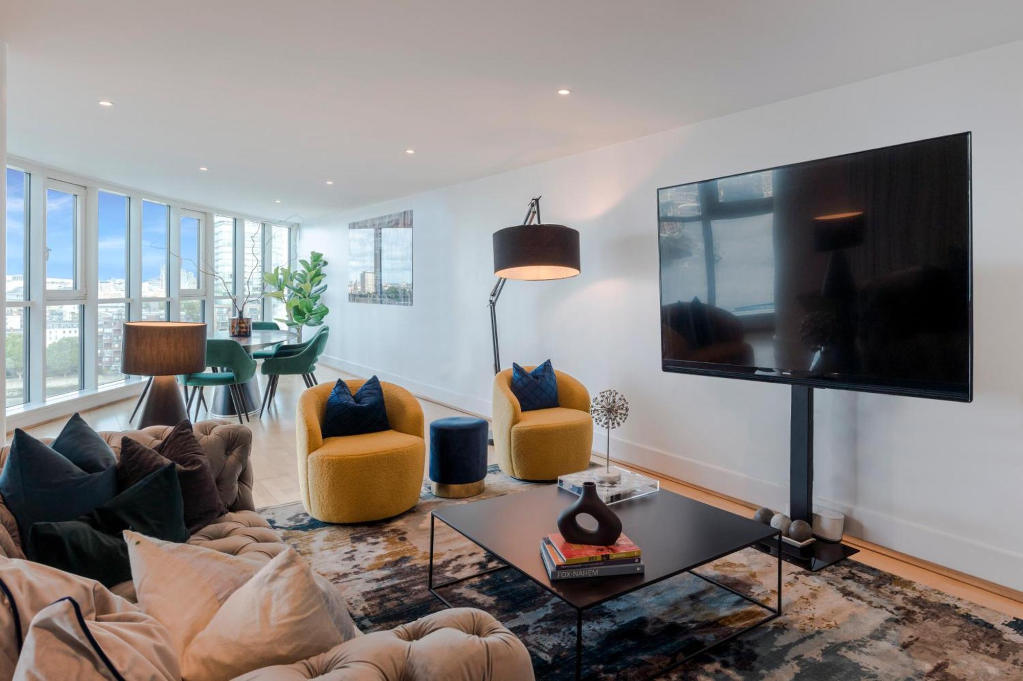 Best Thames View In Town! Large Luxxe Nomad Design Family Home 런던 외부 사진