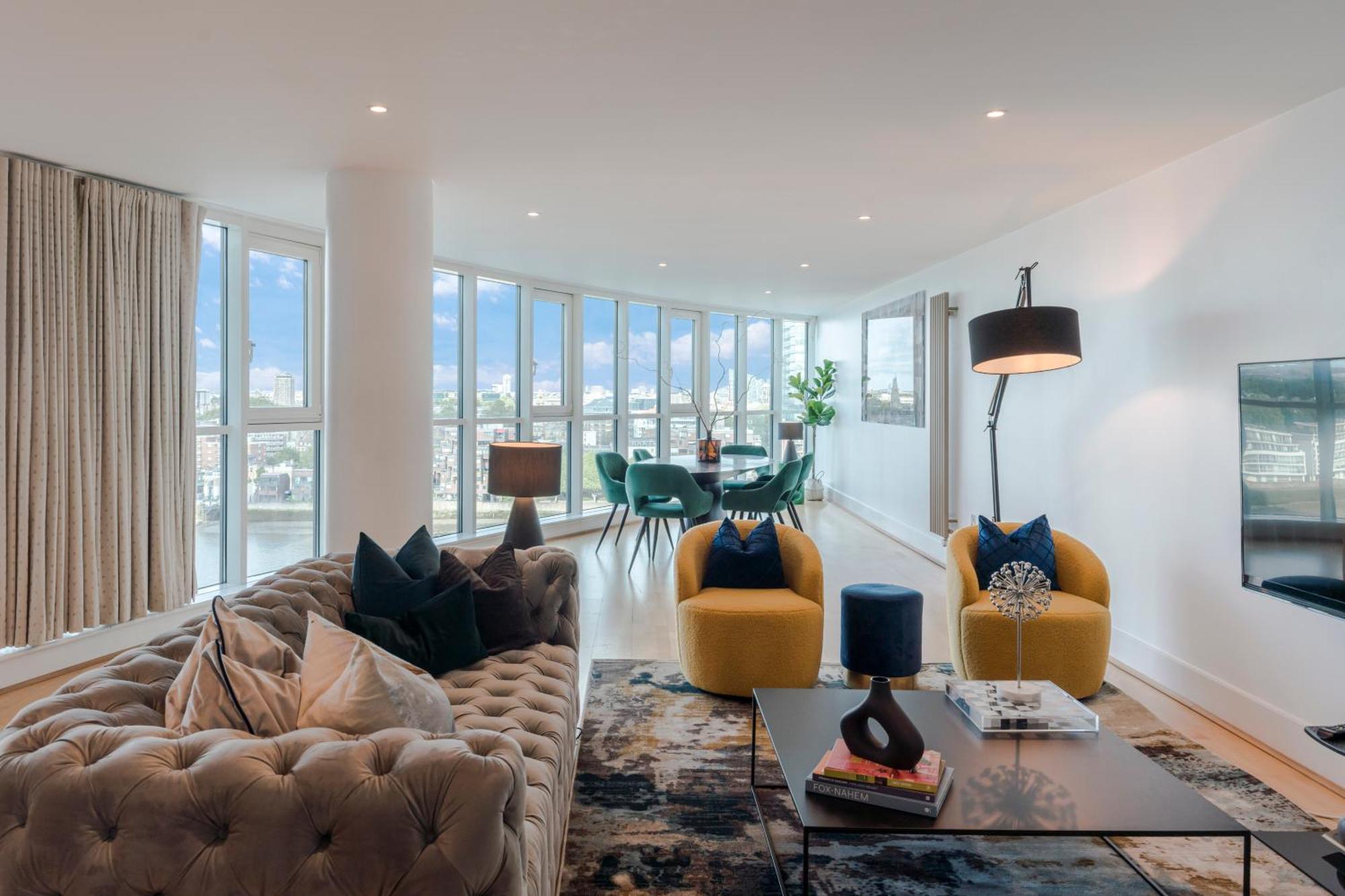 Best Thames View In Town! Large Luxxe Nomad Design Family Home 런던 객실 사진