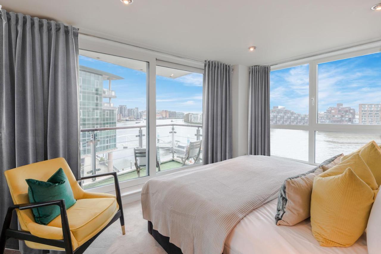 Best Thames View In Town! Large Luxxe Nomad Design Family Home 런던 외부 사진