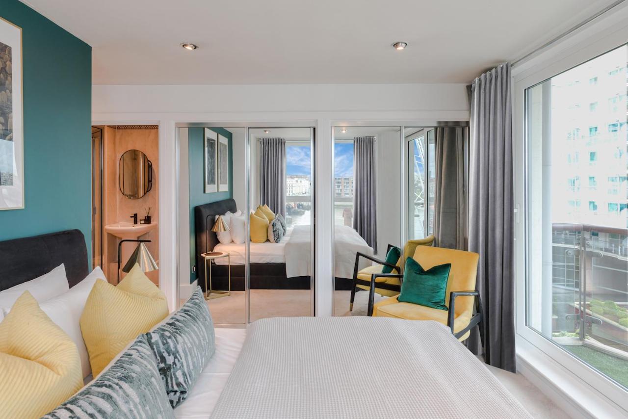 Best Thames View In Town! Large Luxxe Nomad Design Family Home 런던 외부 사진